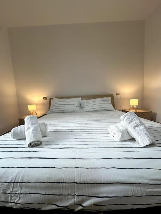 Comfy Apartment In Lecco 2 Exterior foto