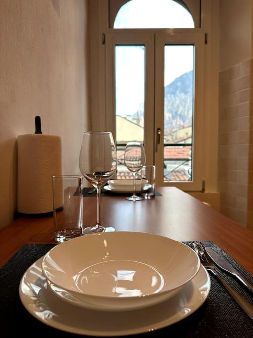 Comfy Apartment In Lecco 2 Exterior foto